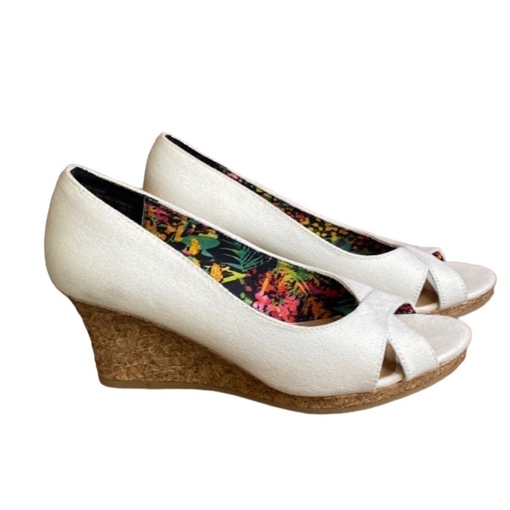 Dexflex Comfort Cream Peep Toe Wedge Fabric Slip On Sandal Size 8